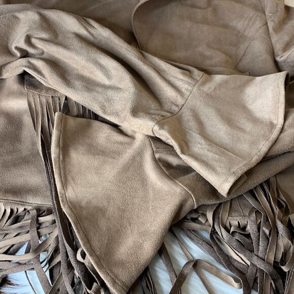 Union Of Angel Tan Fringe Faux Brushed Suede Shawna Jacket Size Medium - Picture 10 of 14